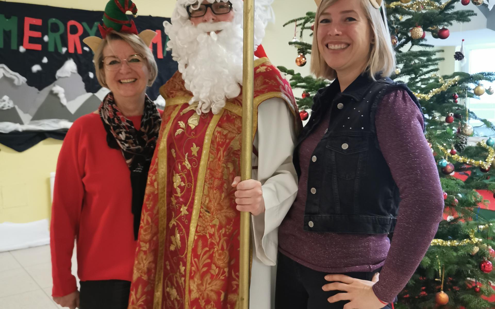 LeseElfen mit Nikolaus